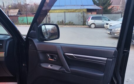 Mitsubishi Pajero IV, 2010 год, 1 800 000 рублей, 7 фотография