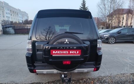 Mitsubishi Pajero IV, 2010 год, 1 800 000 рублей, 2 фотография