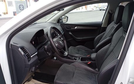 Skoda Karoq I, 2021 год, 2 410 000 рублей, 12 фотография