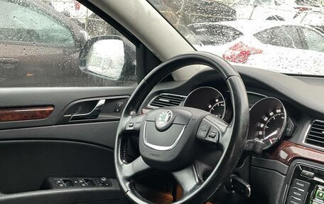 Skoda Superb III рестайлинг, 2012 год, 899 000 рублей, 13 фотография