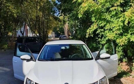 Skoda Octavia, 2020 год, 1 500 000 рублей, 8 фотография