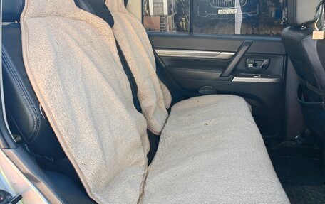 Mitsubishi Pajero IV, 2014 год, 2 900 000 рублей, 11 фотография