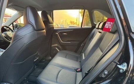 Toyota RAV4, 2022 год, 2 650 000 рублей, 11 фотография