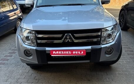 Mitsubishi Pajero IV, 2011 год, 2 500 000 рублей, 1 фотография