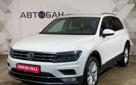 Volkswagen Tiguan II, 2017 год, 1 819 000 рублей, 1 фотография