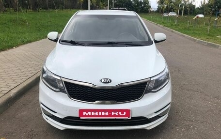 KIA Rio III рестайлинг, 2015 год, 1 010 000 рублей, 1 фотография