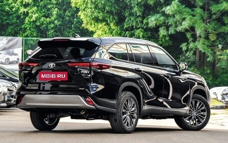 Toyota Highlander, 2025 год, 5 350 000 рублей, 6 фотография