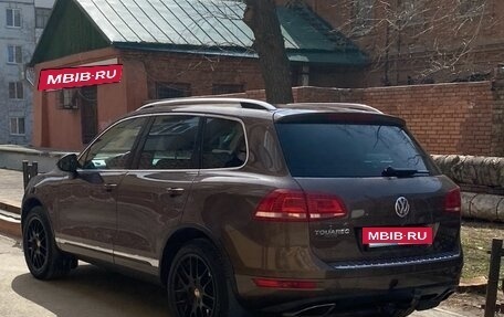 Volkswagen Touareg III, 2013 год, 1 700 000 рублей, 2 фотография