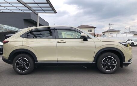 Honda Vezel, 2021 год, 1 450 000 рублей, 4 фотография