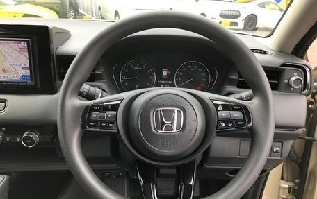 Honda Vezel, 2021 год, 1 450 000 рублей, 14 фотография