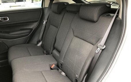 Honda Vezel, 2021 год, 1 450 000 рублей, 18 фотография