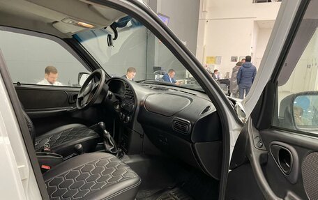 Chevrolet Niva I рестайлинг, 2019 год, 680 000 рублей, 12 фотография