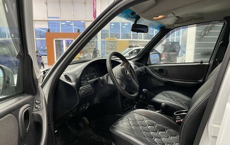 Chevrolet Niva I рестайлинг, 2019 год, 680 000 рублей, 8 фотография