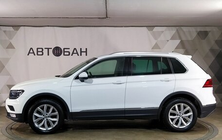 Volkswagen Tiguan II, 2017 год, 1 819 000 рублей, 4 фотография
