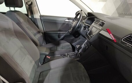 Volkswagen Tiguan II, 2017 год, 1 819 000 рублей, 14 фотография