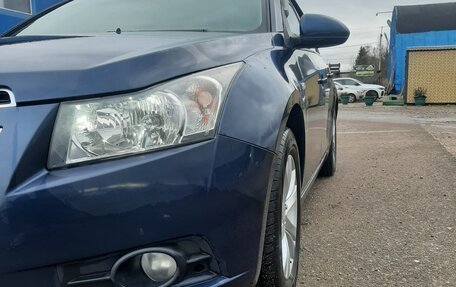 Chevrolet Cruze II, 2011 год, 680 000 рублей, 10 фотография