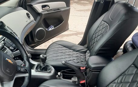 Chevrolet Cruze II, 2011 год, 680 000 рублей, 19 фотография