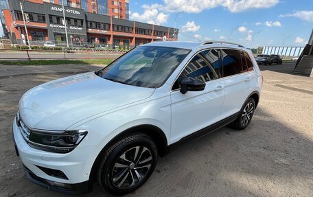 Volkswagen Tiguan II, 2019 год, 2 400 000 рублей, 5 фотография