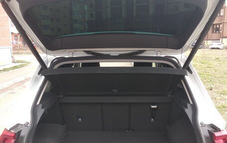 Volkswagen Tiguan II, 2019 год, 2 400 000 рублей, 10 фотография