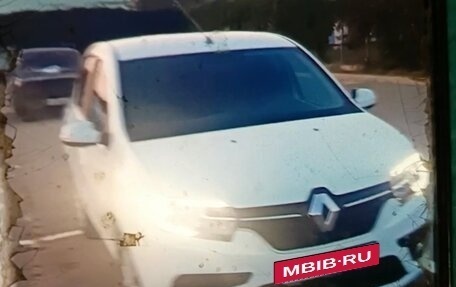 Renault Logan II, 2022 год, 1 450 000 рублей, 2 фотография