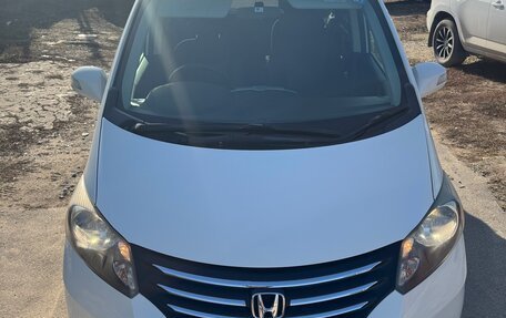 Honda Freed I, 2010 год, 1 200 000 рублей, 2 фотография