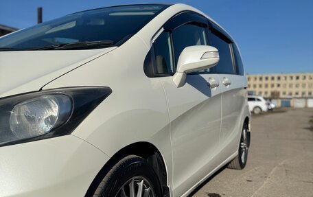 Honda Freed I, 2010 год, 1 200 000 рублей, 21 фотография