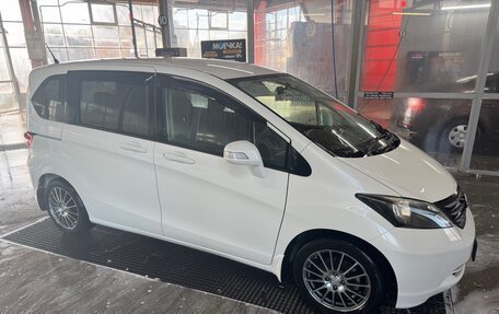 Honda Freed I, 2010 год, 1 200 000 рублей, 28 фотография