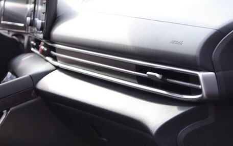 Hyundai Elantra, 2022 год, 1 790 000 рублей, 4 фотография