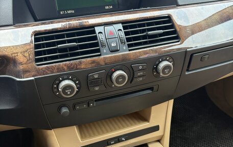 BMW 5 серия, 2004 год, 1 500 000 рублей, 7 фотография