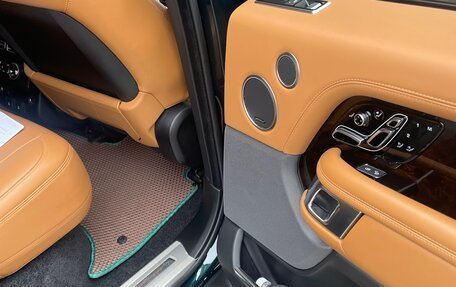 Land Rover Range Rover IV рестайлинг, 2018 год, 8 500 000 рублей, 13 фотография