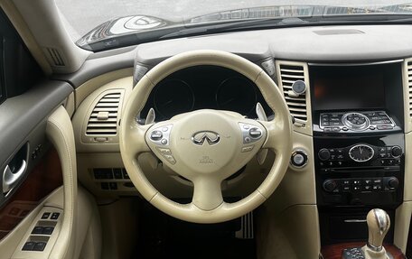 Infiniti FX II, 2012 год, 1 630 000 рублей, 10 фотография