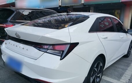 Hyundai Elantra, 2021 год, 1 260 000 рублей, 6 фотография