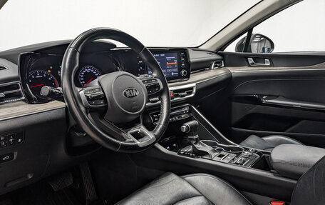 KIA K5, 2021 год, 2 750 000 рублей, 15 фотография