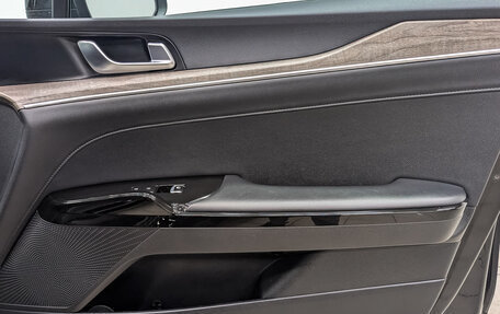 KIA K5, 2021 год, 2 750 000 рублей, 24 фотография