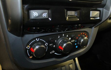 Renault Duster I рестайлинг, 2016 год, 1 070 000 рублей, 13 фотография