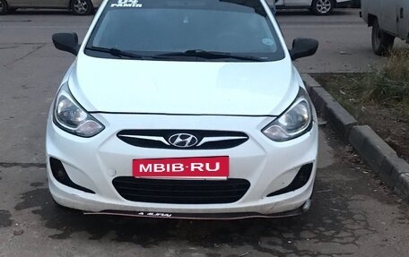 Hyundai Solaris II рестайлинг, 2013 год, 520 000 рублей, 3 фотография