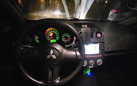 Mitsubishi Colt VI рестайлинг, 2006 год, 255 000 рублей, 7 фотография