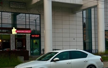 Skoda Octavia, 2018 год, 1 990 000 рублей, 7 фотография