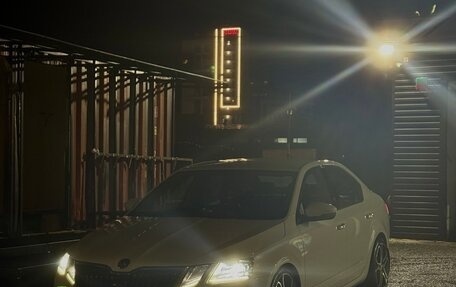 Skoda Octavia, 2018 год, 1 990 000 рублей, 12 фотография