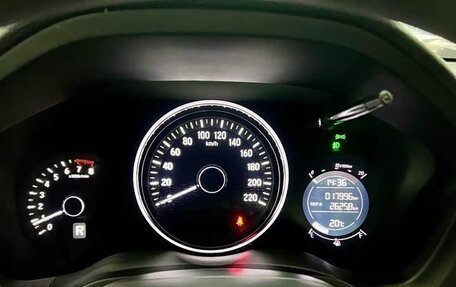 Honda Vezel, 2022 год, 1 600 000 рублей, 13 фотография