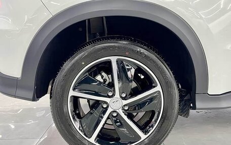 Honda Vezel, 2022 год, 1 600 000 рублей, 19 фотография