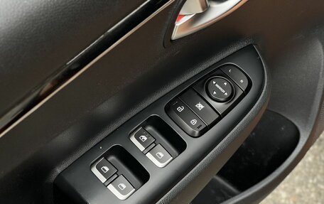 KIA Rio IV, 2017 год, 1 250 000 рублей, 10 фотография