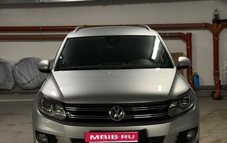 Volkswagen Tiguan I, 2012 год, 1 450 000 рублей, 2 фотография
