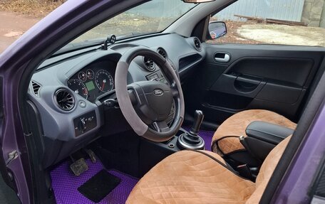 Ford Fiesta, 2006 год, 250 000 рублей, 4 фотография