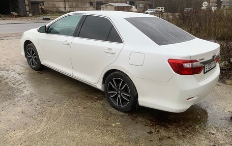Toyota Camry, 2014 год, 1 850 000 рублей, 6 фотография