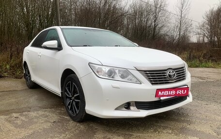 Toyota Camry, 2014 год, 1 850 000 рублей, 4 фотография