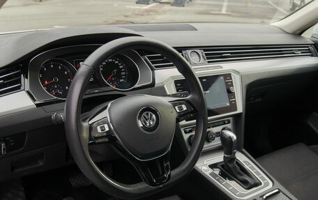 Volkswagen Passat B8 рестайлинг, 2019 год, 2 388 000 рублей, 10 фотография