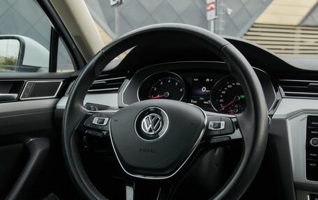 Volkswagen Passat B8 рестайлинг, 2019 год, 2 388 000 рублей, 15 фотография