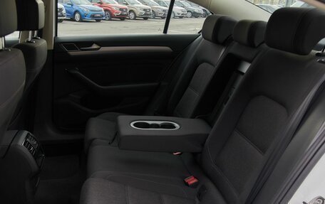 Volkswagen Passat B8 рестайлинг, 2019 год, 2 388 000 рублей, 13 фотография