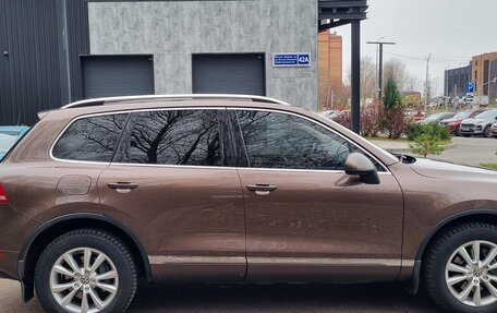 Volkswagen Touareg III, 2013 год, 1 870 000 рублей, 2 фотография